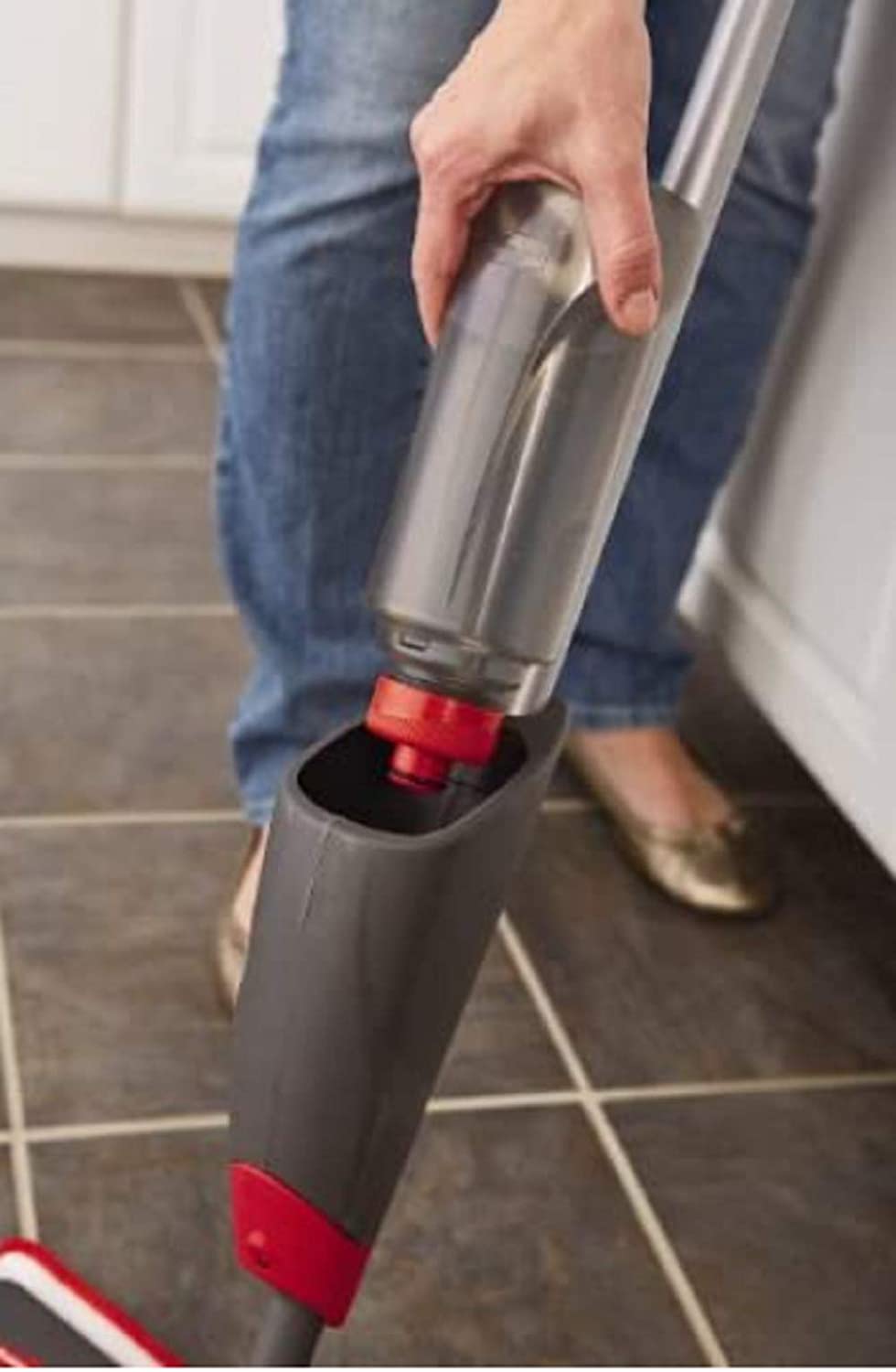 Rubbermaid Reveal Spray Microfiber Floor Mop Cleaning Kit for Laminate & Hardwood Floors - Image 4